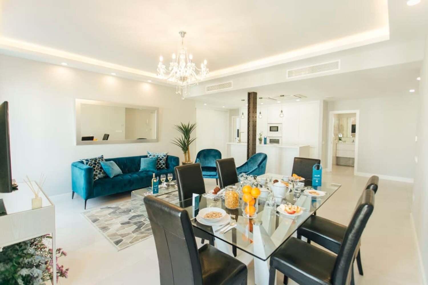 Modern And Luxurious -3 Bdr 2bth- Pastor Y Landero *